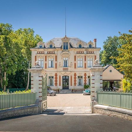 Appartement Du Chateau De La Caillerie Avoine Exterior foto